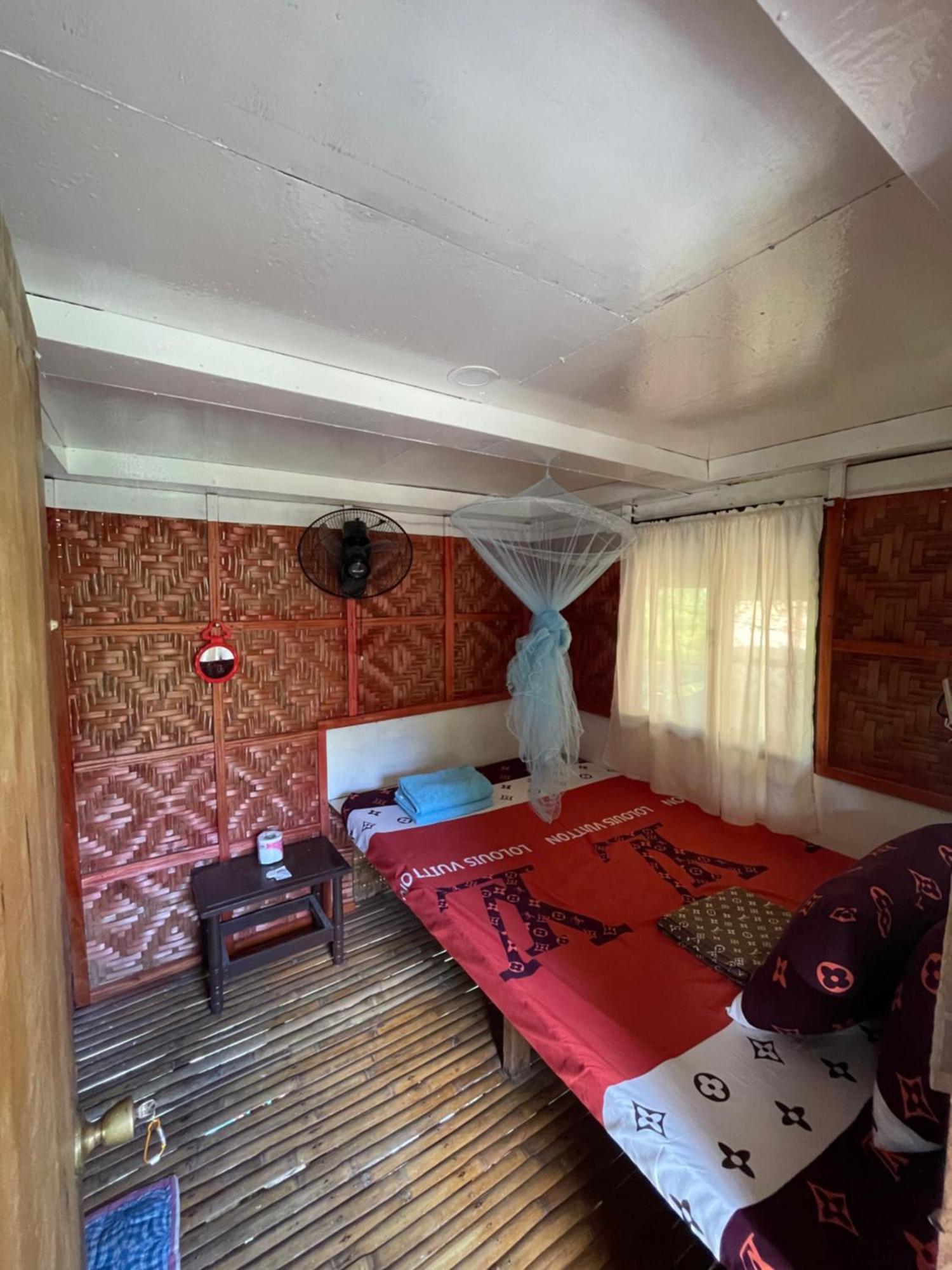 Fely'S Homestay Batuan Exterior foto
